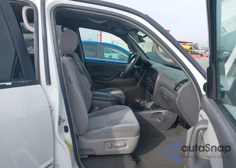 2005 Toyota Sequoia Sr5 V8 from USA, damaged, VIN 5TDZT34A35S259945